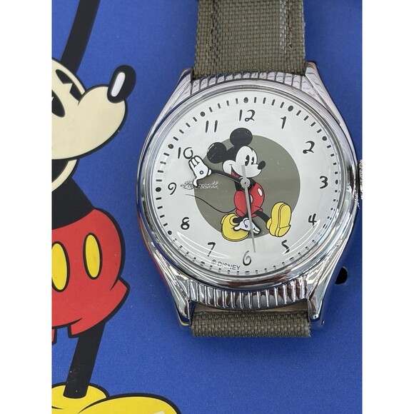 Ingersoll Disney The Golden Years Watch Mickey Mouse Green Strap NWT main image 8